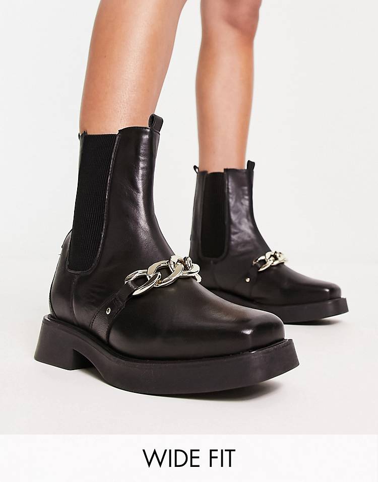 River Island Wide Fit chain detail gusset boots in black